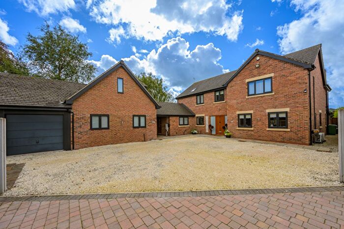 5 Bedroom Detached House For Sale In Frogmore Road, Market Drayton, TF9