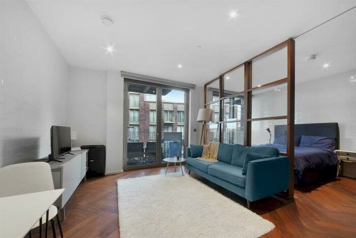 Apartment To Rent In New Union Square, Nine Elms, SW11