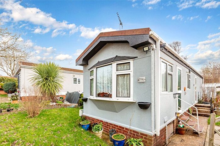 2 Bedroom Park Home For Sale In Temple Grove Park, Bakers Lane, West Hanningfield, Chelmsford, CM2