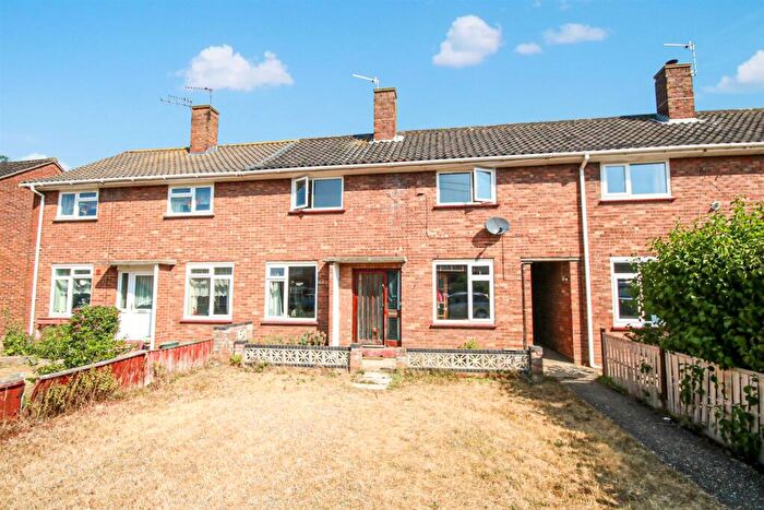 3 Bedroom Terraced House For Sale In Marryat Road, Norwich, NR7