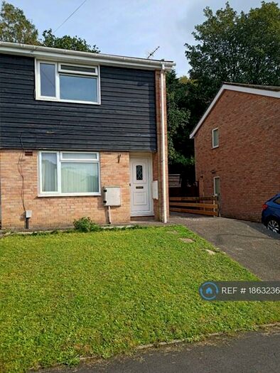 2 Bedroom End Of Terrace House To Rent In Rhiw'r Ddar, Taffs Well, Cardiff, CF15