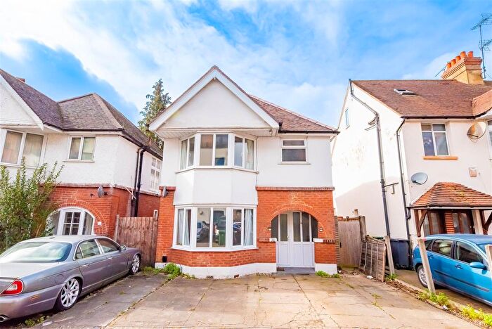 4 Bedroom Detached House To Rent In Southern Road, Camberley, GU15