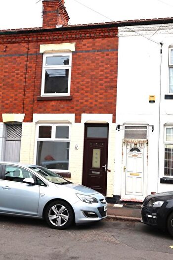 2 Bedroom Terraced House To Rent In Bramall Road, Leicester, LE5