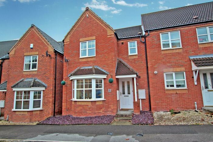 3 Bedroom Town House To Rent In Edmonstone Crescent, Bestwood, Nottingham, NG5