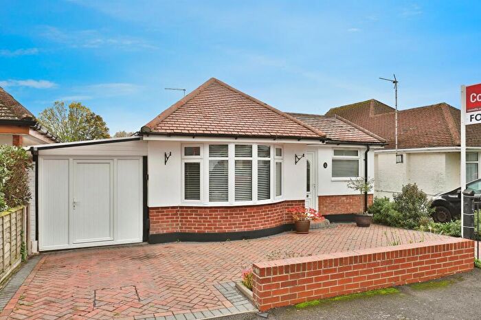 2 Bedroom Detached Bungalow For Sale In Windsor Road, Christchurch, BH23