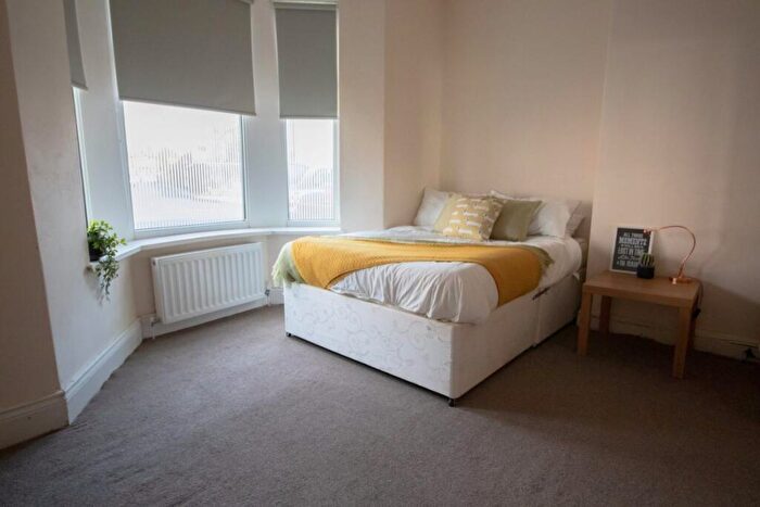 2 Bedroom Flat To Rent In Third Avenue, Newcastle, NE6