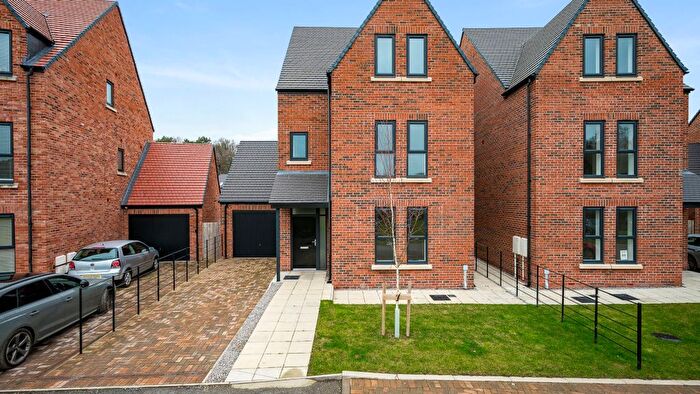 5 Bedroom Semi Detached House To Rent In Mara Drive, Northwich, CW8