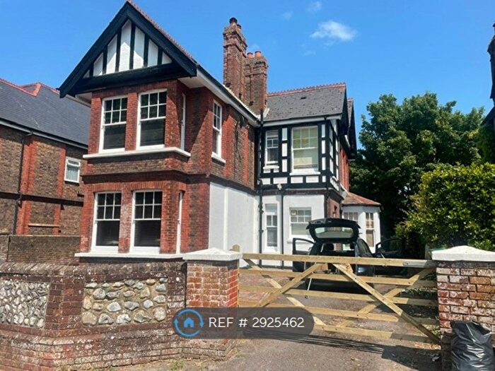 1 Bedroom Flat To Rent In Shakespeare Road, Worthing, BN11