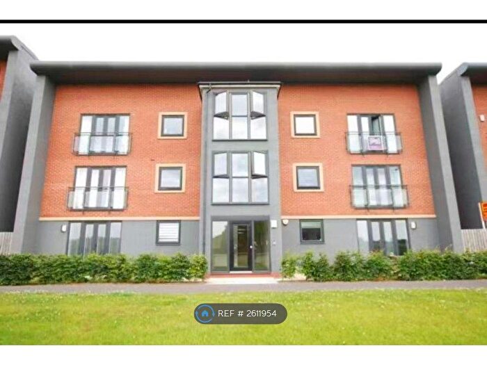 2 Bedroom Flat To Rent In Elmwood Park Court, Newcastle Upon Tyne, NE13