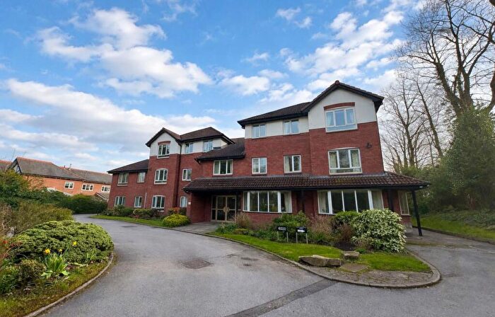 2 Bedroom Flat For Sale In Edge Lane, Stretford, M32