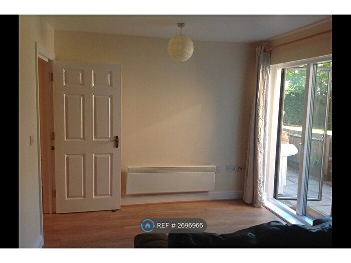 1 Bedroom Flat To Rent In Sovereign Place, Harrow, HA1