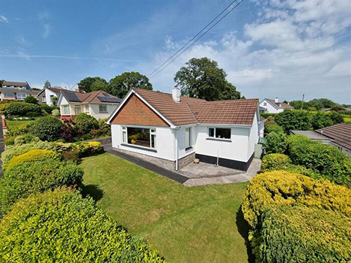 3 Bedroom Detached Bungalow For Sale In Hollies Road, Launceston, PL15