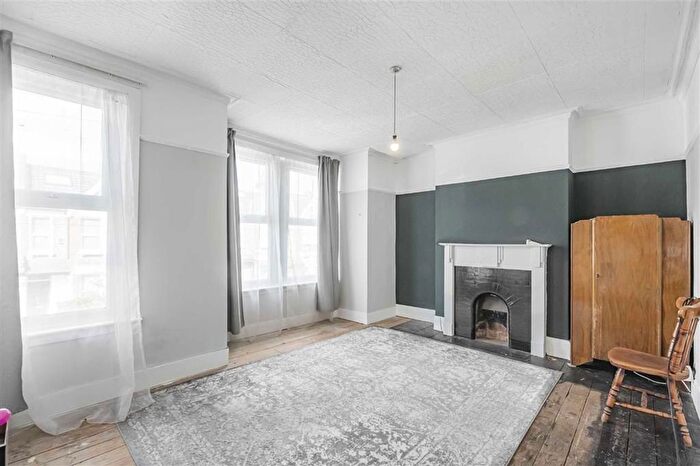 3 Bedroom Terraced House For Sale In Honeybrook Road, Balham, SW12