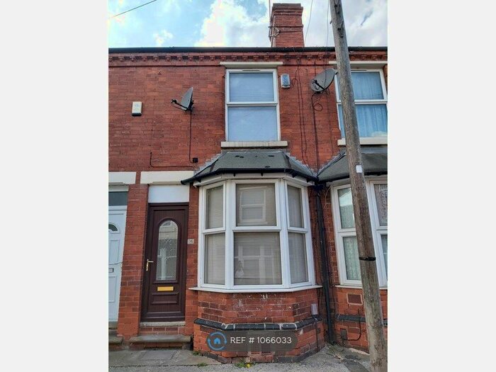 2 Bedroom Terraced House To Rent In St. Stephens Avenue, Nottingham, NG2