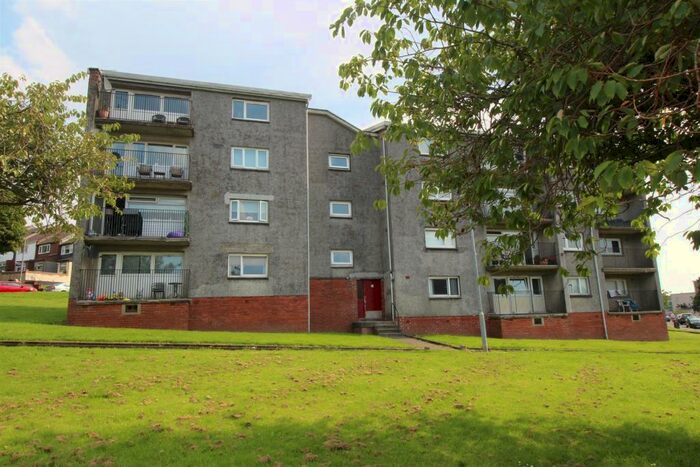 2 Bedroom Flat To Rent In Tower Drive, Gourock, PA19