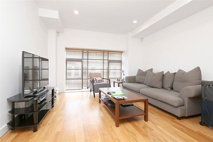 1 Bedroom Flat To Rent In Blandford Street, London, W1U
