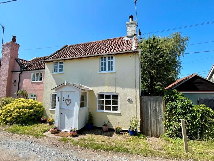 2 Bedroom Semi-Detached House For Sale In Halfpenny Cottage, Hyde Park Corner, Sudbourne, Woodbridge, Suffolk, IP12