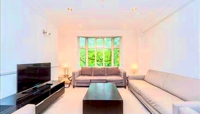 5 Bedroom Flat To Rent In Park Road, London, NW8