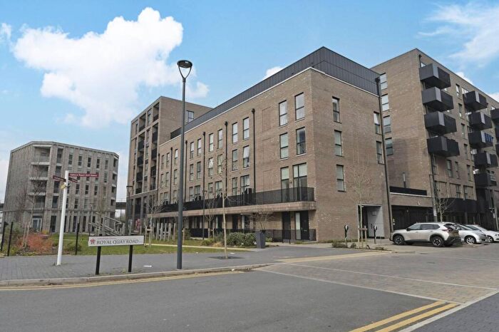 3 Bedroom Flat To Rent In Cargo House, , Canary Wharf, London, E16