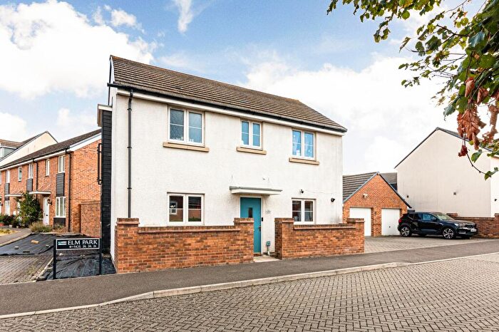 3 Bedroom Detached House For Sale In Elm Park, Didcot, OX11