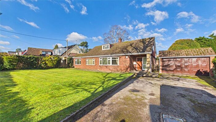 5 Bedroom Detached House For Sale In Ambleside Road, Lightwater, Surrey, GU18