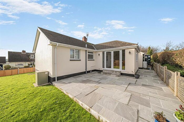 2 Bedroom Detached House For Sale In Park Meadow Close, Lapford, Crediton, EX17