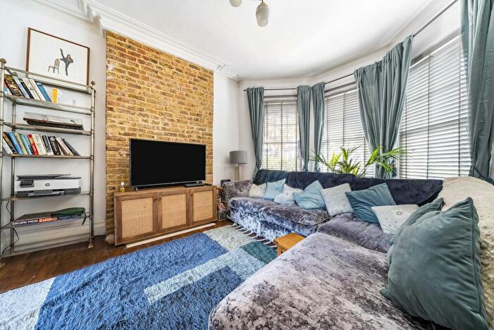 5 Bedroom House To Rent In Priory Avenue, Hornsey, London, N8