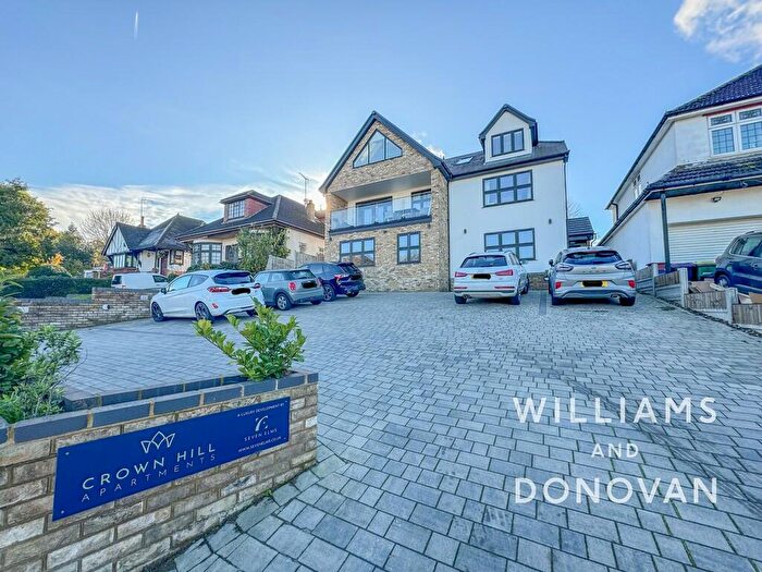 2 Bedroom Flat For Sale In Crown Hill Apartments, Crown Hill, Rayleigh, SS6