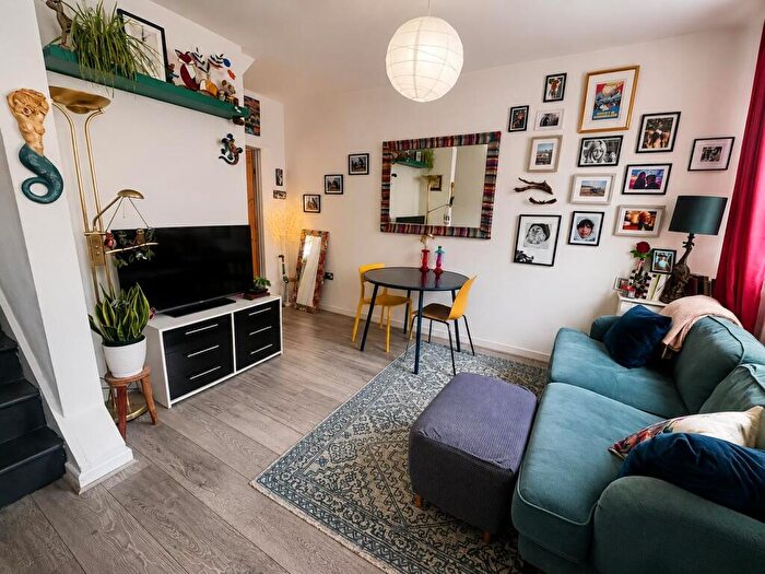 2 Bedroom House To Rent In Glamorgan Street, Canton, Cardiff, CF5