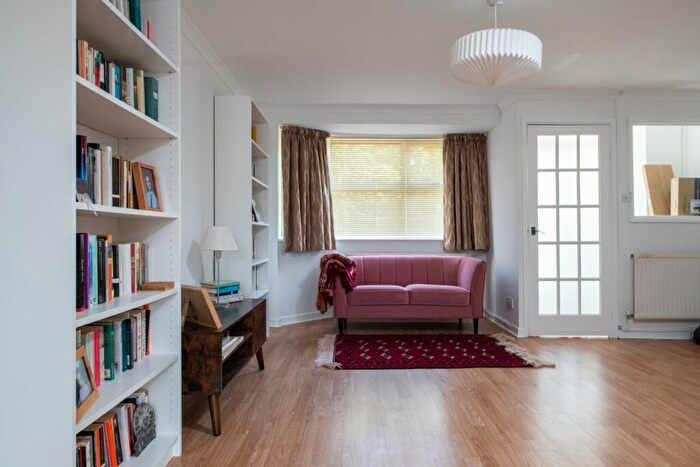 3 Bedroom Terraced House To Rent In St. Helens Court, Abingdon, Oxfordshire, OX14