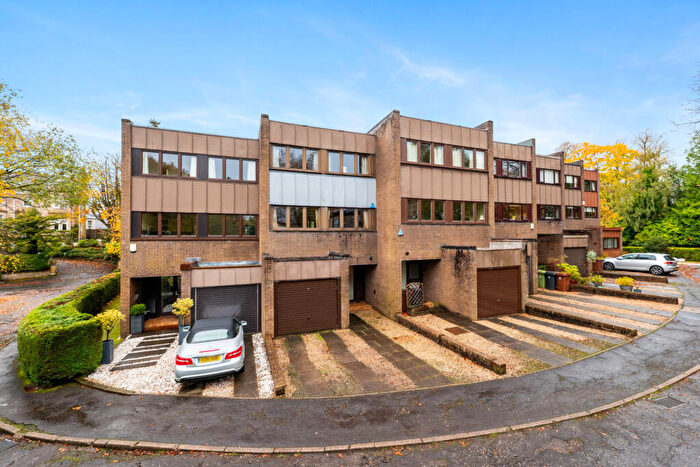 3 Bedroom Town House For Sale In Seyton Court, Seyton Avenue, Giffnock, G46