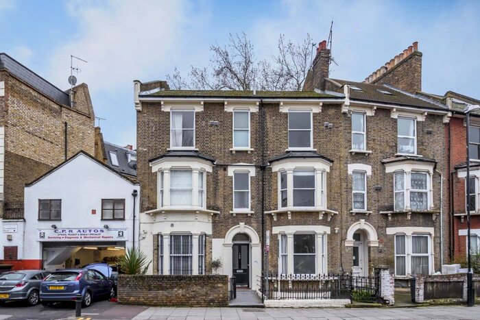 1 Bedroom Flat To Rent In Cricketfield Road, London, E5