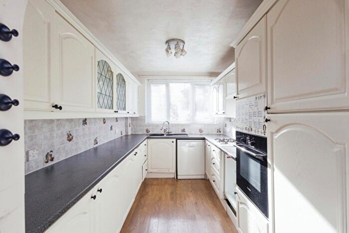 4 Bedroom Detached House For Sale In Sutton Drive, Droylsden, Manchester, Greater Manchester, M43