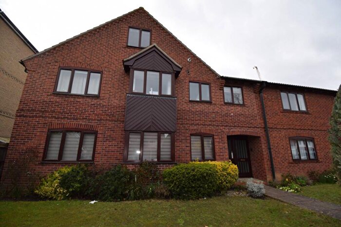 3 Bedroom Apartment To Rent In Flat, Ratcliffe Court, Old Parsonage Way, Frinton-on-Sea, CO13