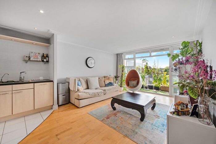 2 Bedroom Flat To Rent In Drayton Park, Islington, N5