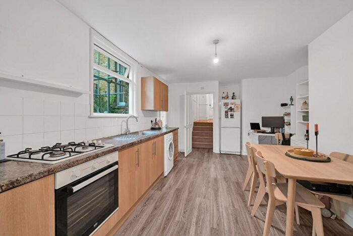 1 Bedroom Flat To Rent In Westcombe Hill, SE3