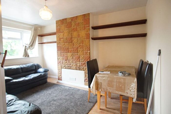 2 Bedroom Maisonette To Rent In Elmgrove Road, Harrow-On-The-Hill, Harrow, HA1