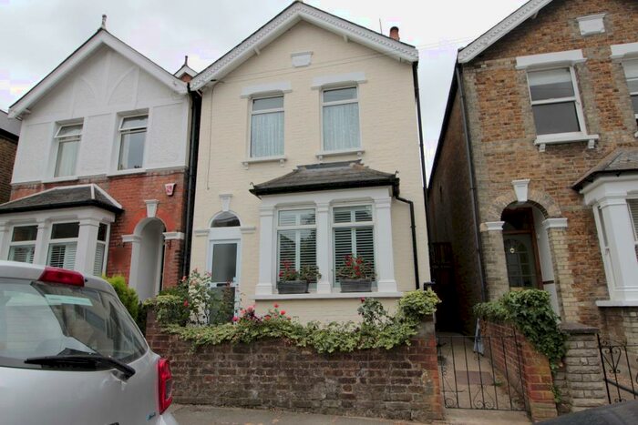 5 Bedroom Detached House To Rent In Clevedon Road, Norbiton, KT1
