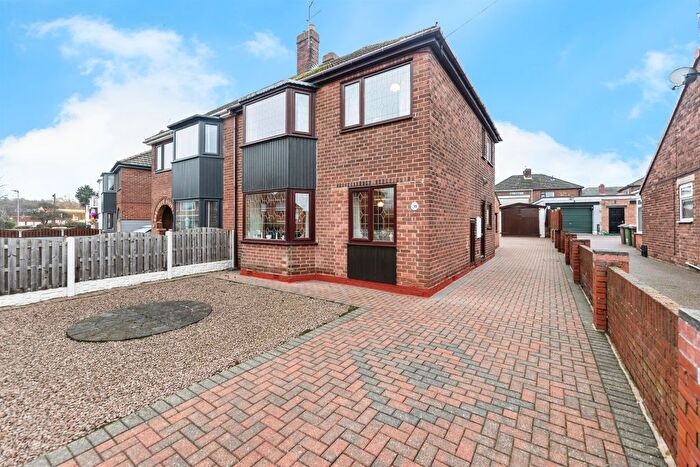 3 Bedroom Semi Detached House For Sale In Denholme Meadow, South Elmsall, Pontefract, WF9