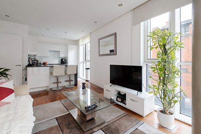 1 Bedroom Flat To Rent In Times Square, London, E1