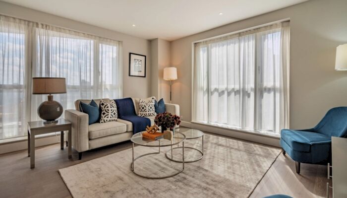 2 Bedroom House To Rent In Westferry Circus, London, E14