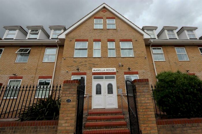 1 Bedroom Flat To Rent In Manilla Road, Southend-On-Sea, SS1