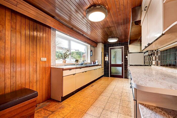 4 Bedroom Detached House For Sale In Ashby Road East Bretby, DE15
