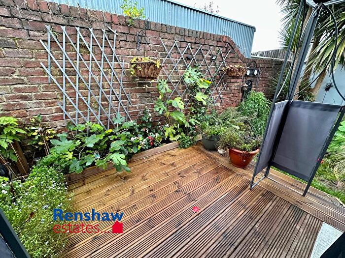 2 Bedroom End Of Terrace House For Sale In Byron Street, Ilkeston, Derbyshire, DE7