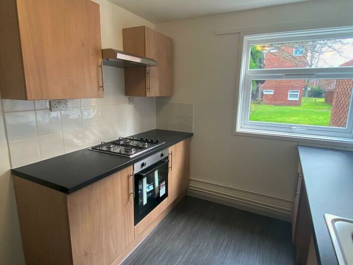 2 Bedroom Ground Flat To Rent In Cassowary Road, Birmingham, B20