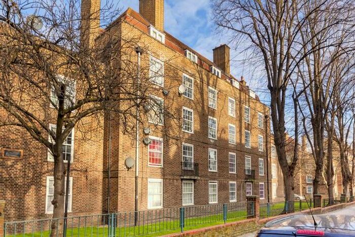 2 Bedroom Flat To Rent In Union Grove, London, SW8