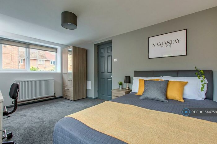 6 Bedroom Semi-Detached House To Rent In Keable Close, Norwich, NR5