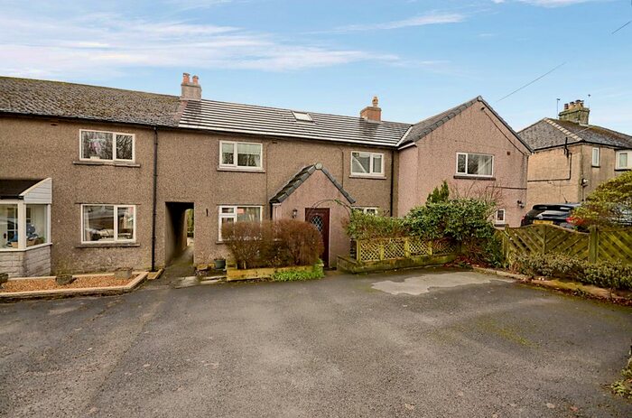 3 Bedroom Detached House For Sale In Batham Gate Road, Peak Dale, Buxton, SK17