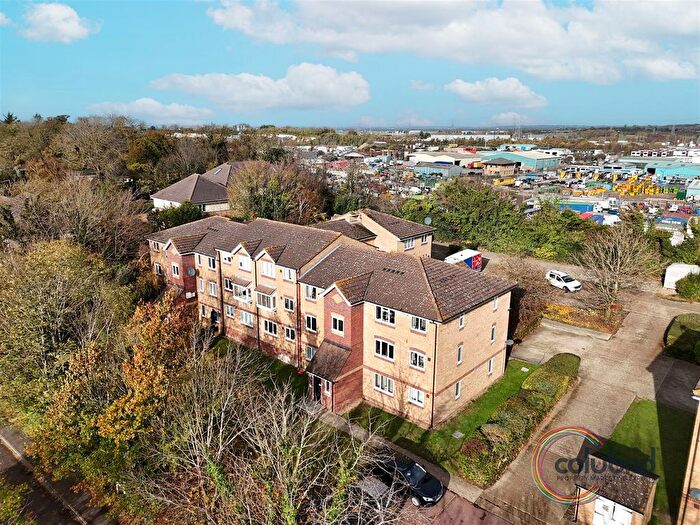 1 Bedroom Flat For Sale In Shorwell Court, Oakhill Road, Purfleet-On-Thames, RM19