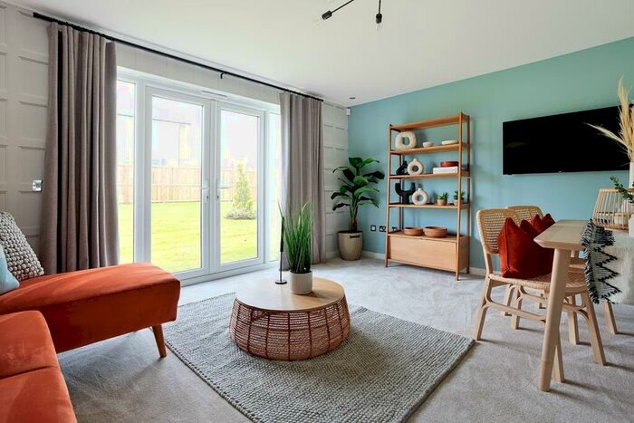 3 Bedroom Semi Detached House For Sale In Carnbroe, Carnbroe, ML5